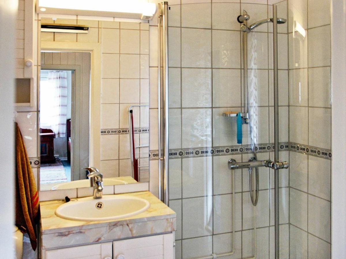 6 Person Holiday Home In Otta Bilik gambar